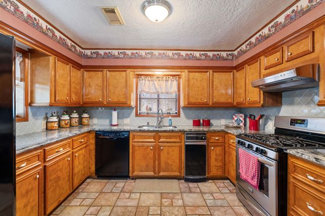 148 Moon Mist, Livingston, TX 77351