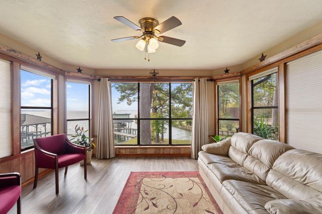 148 Moon Mist, Livingston, TX 77351