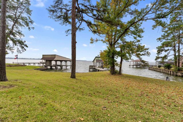 148 Moon Mist, Livingston, TX 77351