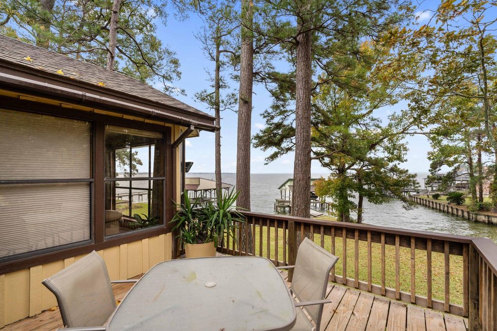 148 Moon Mist, Livingston, TX 77351