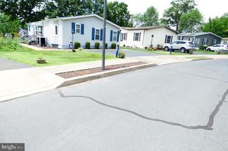 762 ASPEN CIR, Red Hill, PA 18076