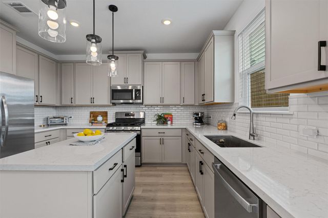 13506 Grand Central DR, Pflugerville, TX 78660