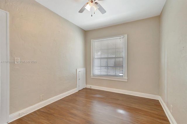 630 33rd St 0, West Palm Beach, FL 33407