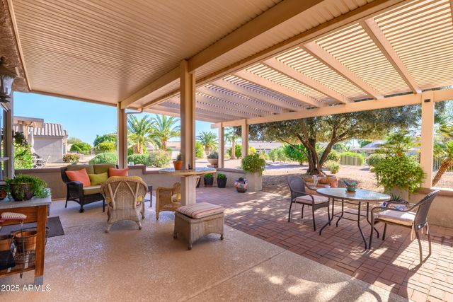 15883 W CISA RIO Lane, Surprise, AZ 85374