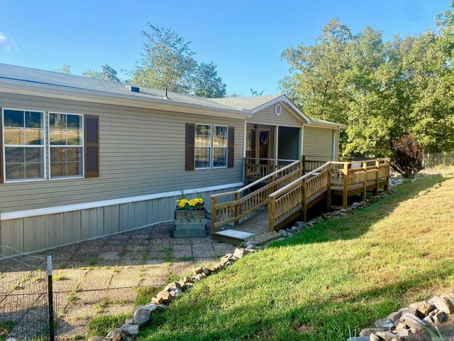 359 Immanuel Dr, Hot Springs, AR 71901