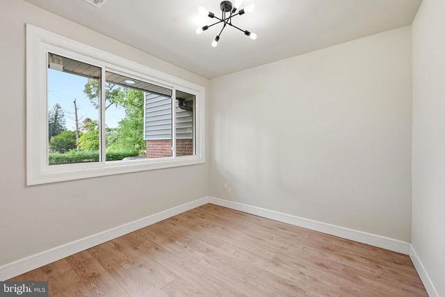 7906 CHANDLER RD, Glenside, PA 19038