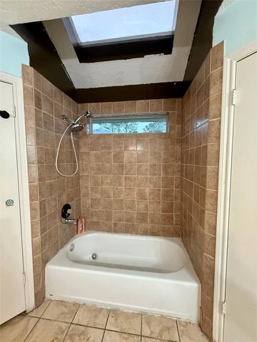 12014 Rainforest Lane, Montgomery, TX 77356