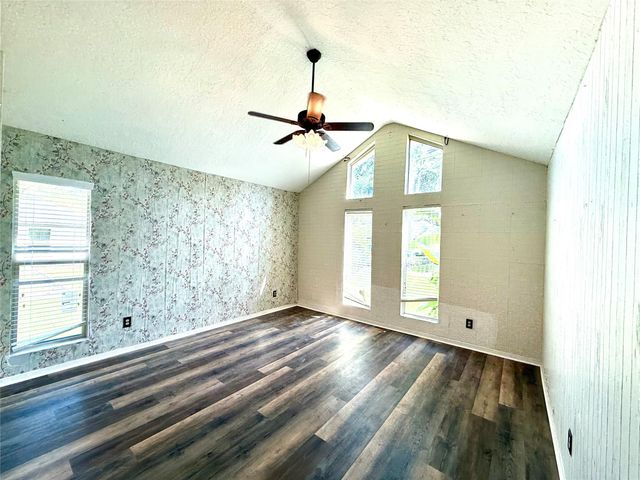 12014 Rainforest Lane, Montgomery, TX 77356