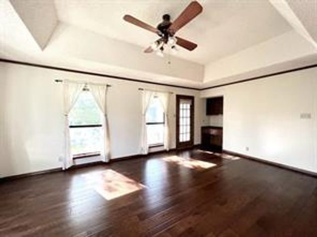 10903 Leafwood LN, Austin, TX 78750