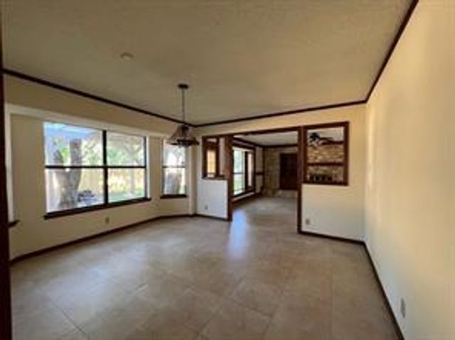 10903 Leafwood LN, Austin, TX 78750