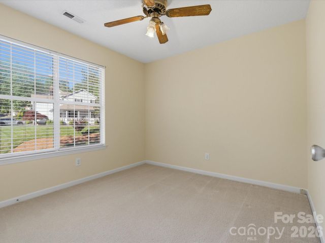 3129 Crescent Knoll Drive, Matthews, NC 28105