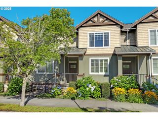 679 Nw 118TH Ave 104, Portland, OR 97229