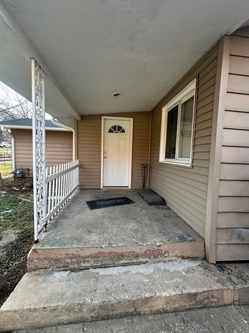 8518 Archer Avenue, Willow Springs, IL 60480