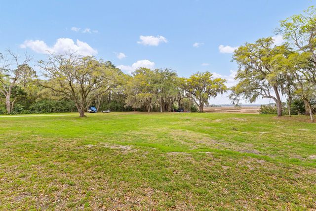 3956 Bulow Plantation Road, Johns Island, SC 29455