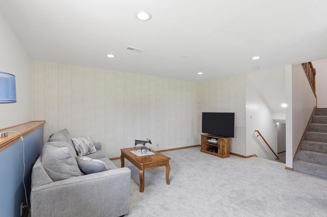 152 Lioba Dr, Andover, KS 67002