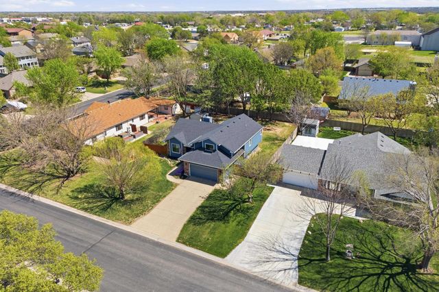 152 Lioba Dr, Andover, KS 67002