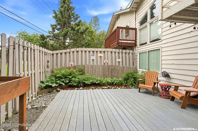 6723 Cutty Sark Street, Anchorage, AK 99502