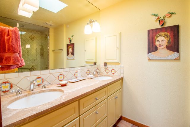 2844 Plaza Verde, Santa Fe, NM 87507