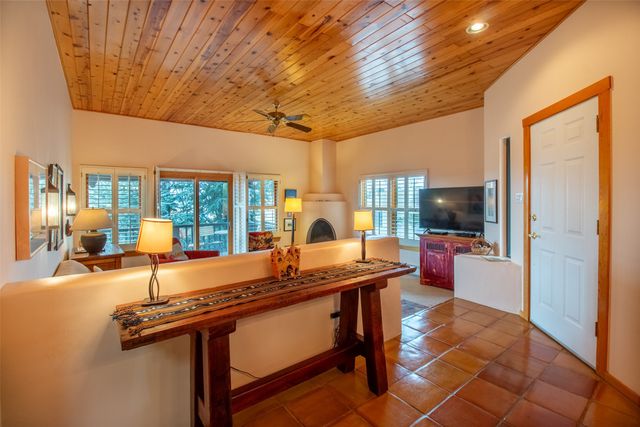 2844 Plaza Verde, Santa Fe, NM 87507