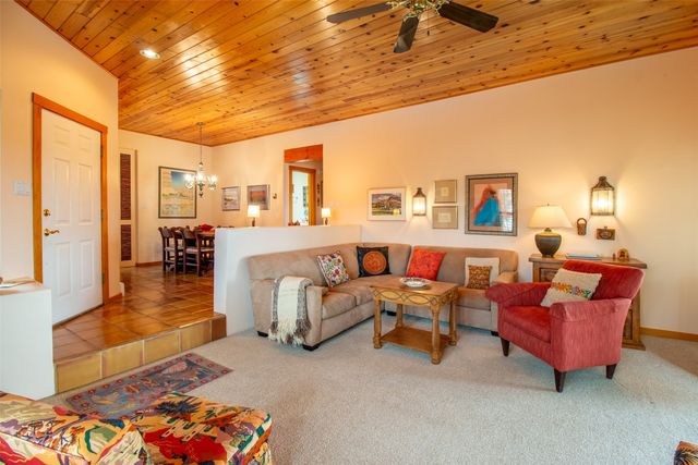 2844 Plaza Verde, Santa Fe, NM 87507