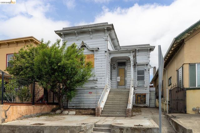 1528 International Blvd, Oakland, CA 94606