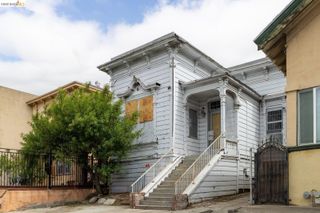 1528 International Blvd, Oakland, CA 94606
