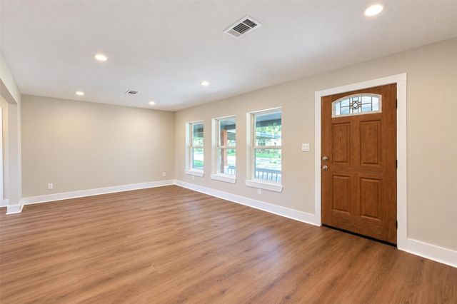 1310 Dudley Street, Richmond, TX 77469
