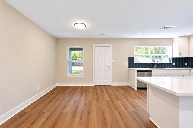 1310 Dudley Street, Richmond, TX 77469