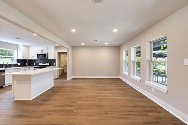 1310 Dudley Street, Richmond, TX 77469