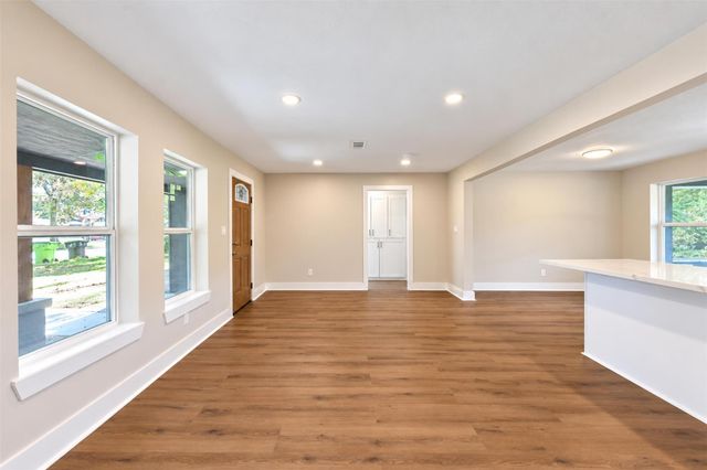 1310 Dudley Street, Richmond, TX 77469