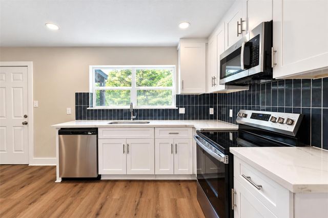 1310 Dudley Street, Richmond, TX 77469