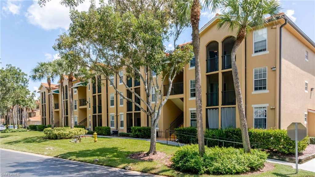 8687 River Homes LN 4107, BONITA SPRINGS, FL 34135 — exterior