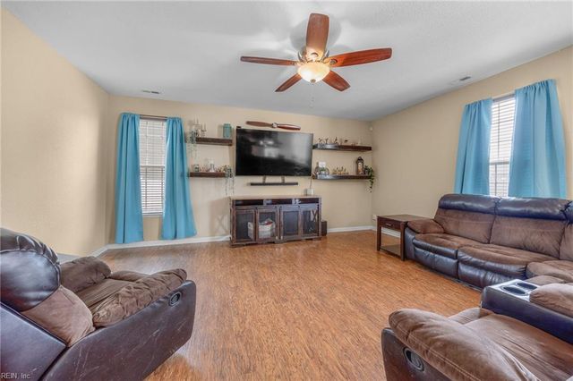 1005 Raven Hill RD, Suffolk, VA 23434