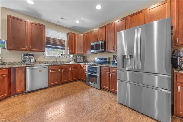 1005 Raven Hill RD, Suffolk, VA 23434