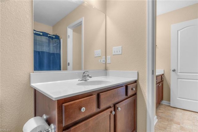 1005 Raven Hill RD, Suffolk, VA 23434
