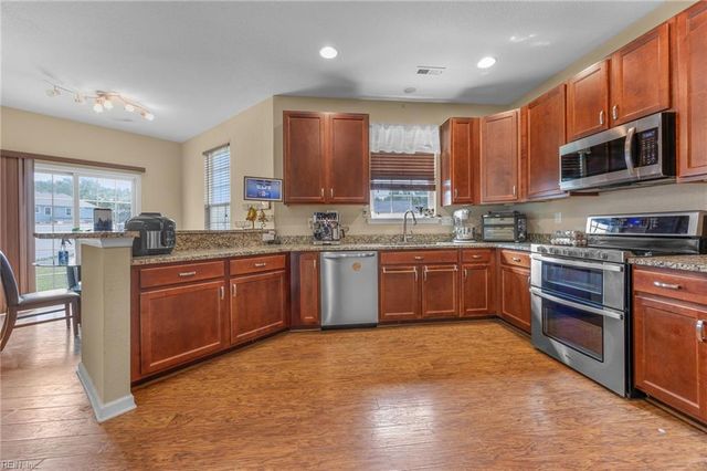 1005 Raven Hill RD, Suffolk, VA 23434