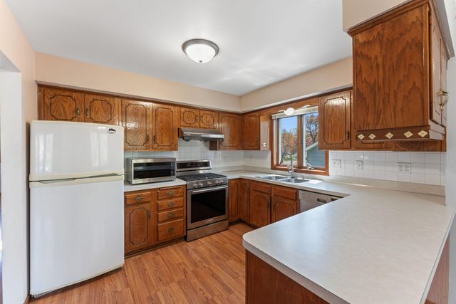 1889 Hamline Avenue N, Falcon Heights, MN 55113