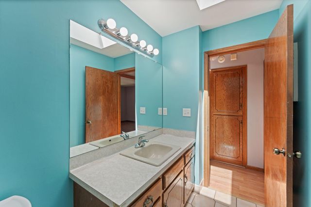1889 Hamline Avenue N, Falcon Heights, MN 55113
