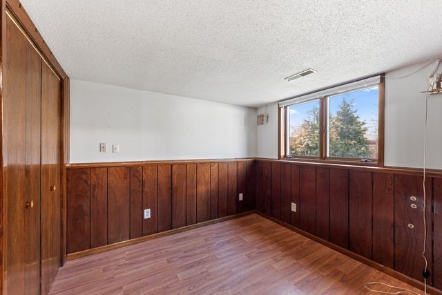 1889 Hamline Avenue N, Falcon Heights, MN 55113