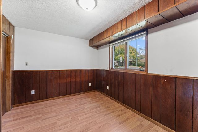 1889 Hamline Avenue N, Falcon Heights, MN 55113