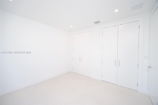 10381 NW 67th Ter, Doral, FL 33178