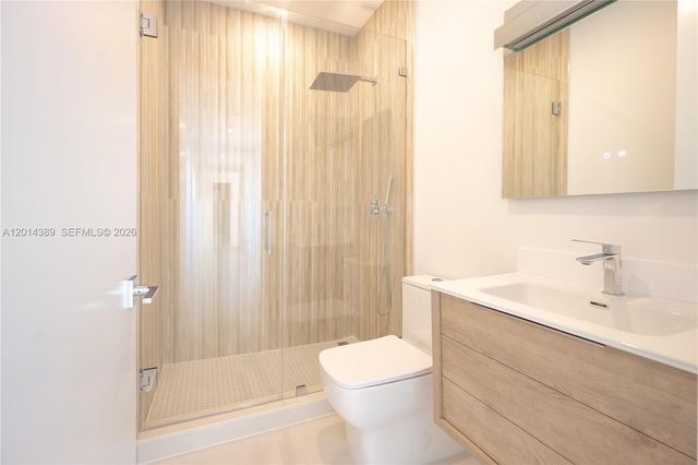 10381 NW 67th Ter, Doral, FL 33178