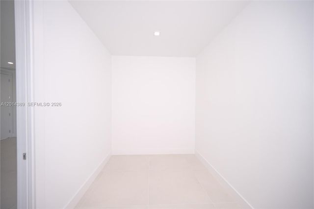 10381 NW 67th Ter, Doral, FL 33178