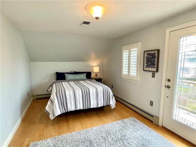 57 Green Street, Portsmouth, RI 02871
