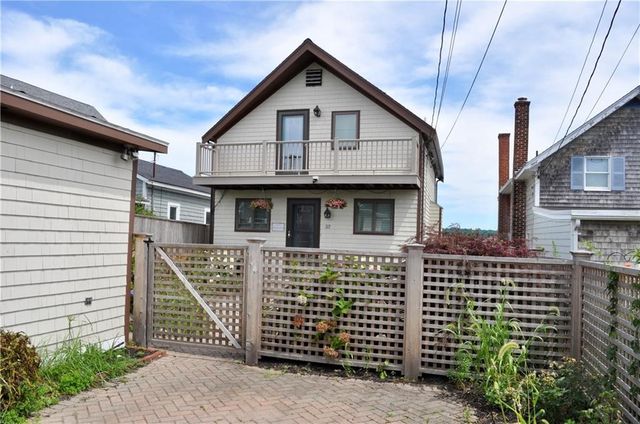 57 Green Street, Portsmouth, RI 02871