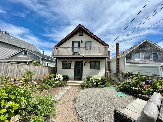 57 Green Street, Portsmouth, RI 02871