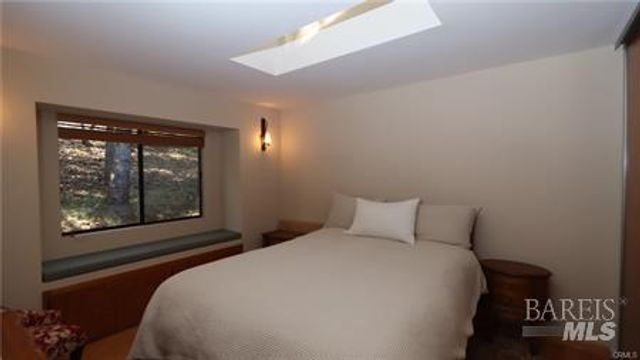 9714 St Helena Dr, Cobb, CA 95426