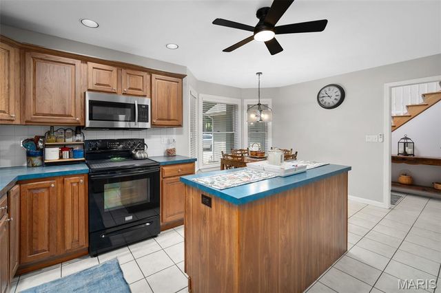 20220 Inverness Drive, Marthasville, MO 63357