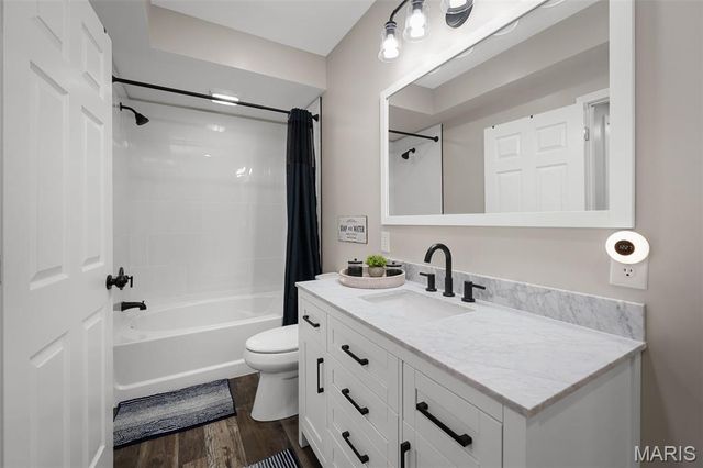 20220 Inverness Drive, Marthasville, MO 63357