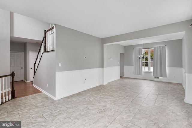 7 MOHAWK TRL, Burlington, NJ 08016